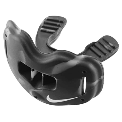 Immagine di Nike Alpha Lip Protector Paradenti da calcio, colore: Nero Bianco