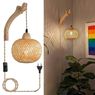 Immagine di Applique da Parete Interno in Legno, Lampada Vintage con Spina e Interruttore, E27 Lanterna di Bambù Retrò, Comodino Rattan per Camera Letto Soggiorno (Senza Lampadina)