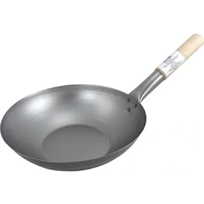 Immagine di Jade Temple 17055 Wok, Padella di ferro, fondo piatto, manico in legno, Grigio, 14.5 x 51 30.5 cm