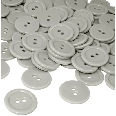Immagine di AERZETIX C56414 Set di 50 bottoni per cucire rotondi Ø20x2.2mm con 2 fori 32L L32 colore grigio fumoso in plastica diametro apertura 2mm merceria/abbigliamento/moda