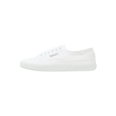 Immagine di Superga 2750 Cotu Classic, Scarpe da ginnastica Unisex Adulto, Bianco Total White, 39.5 EU