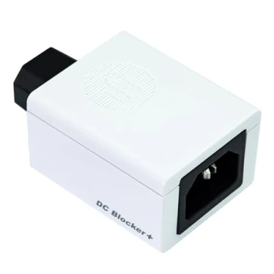 Immagine di iFi SilentPower DC Blocker+ Connettore IEC, blocca qualsiasi offset CC, migliora la qualità dell&#039;elettricità CA per i sistemi audio e AV, elimina il ronzio del trasformatore.