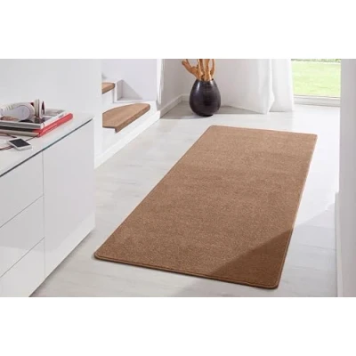 Immagine di HANSE Home Interni Fancy Tappeto Tinta Unita Moderno in Velluto per Sala da Pranzo, Soggiorno, cameretta dei Bambini, corridoio, Camera Letto, Cucina, Marrone, 80 x 200 cm, Polipropilene (PP)