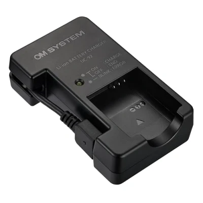 Immagine di OM SYSTEM UC 92 Caricabatterie agli ioni di litio per LI 90B/LI 92B (per es. TG 7, Olympus 6, 5, dictation machine DS 9500)