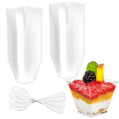 Immagine di Newaner 50 Pezzi 60 ml/2oz tazze bicchieri da dessert con Cucchiai Plastica, Finger Food Contenitori Riutilizzabili Quadrati Trasparenti per Budini, Mousse, Gelati, Compleanni, Matrimoni