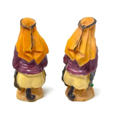 Immagine di BETTER WITH FRIENDS 2 X Unit Figura CAGANER Resina. Presepe nascosto di 8 cm. l&#039;uomo che fa la cacca. figurina cagando. Scena Natività, Figure, Nascita Gesù. 3 Re.