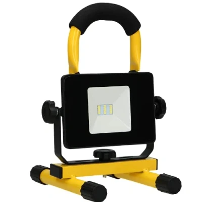 Immagine di Advitit BATRI Faro Led Esterno, Ricaricabile, Impermeabile e Senza Fili, COB IP65 1600lm 6500k 4400 mAh Battery Materiale Diffusore: Vetro Temperato
