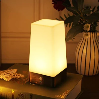 Immagine di WRalwaysLX Luce notturna a LED retrò per casa, piccola lampada con sensore di movimento PIR wireless interni ed esterni, batteria camera da letto, corridoio, cucina