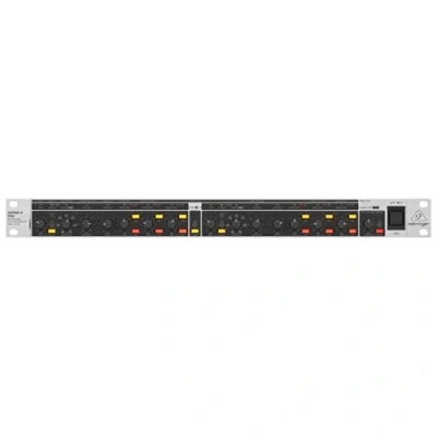 Immagine di Behringer CX3400 V2 Stereo ad alta precisione Crossover a 2 vie/3 vie/mono 4 vie con limitatori, ritardi regolabili e correzione del clacson CD