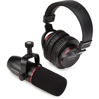 Immagine di Focusrite Vocaster Broadcast Kit Set di Trasmissione, Include Microfono Dinamico e Cuffie Chiuse per Podcaster, Schermo Antivento Supporto Antiurto Integrati, Cavo XLR