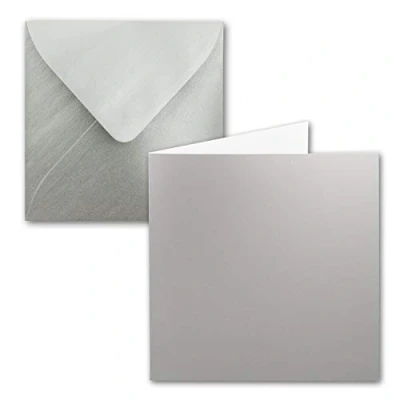 Immagine di Set di 50 biglietti pieghevoli quadrati, 15 x cm, con buste, argento metallizzato, incollaggio a umido, per auguri, inviti e molto altro ancora