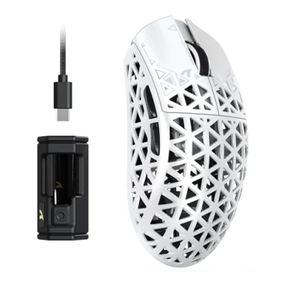 Immagine di ATTACK SHARK R5 Ultra Mouse da Gioco Wireless HyperSpeed Fibra Carbonio, Ultraleggero 39g, 2,4G/BT/USB C Cablato, Sensore PAW3950MAX, Frequenza Polling 8KHz, 42KDPI, Win/Mac Bianco