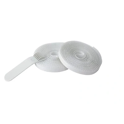 Immagine di Windhager Fissaggio per zanzariere, Nastro Adesivo, 2 x 2,5 m, Trasparente, 250 cm, Pezzi, 03469, Bianco, Set di