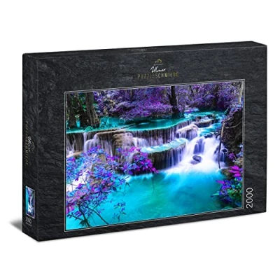 Immagine di Ulmer Puzzleschmiede Puzzle &quot;Secret Place&quot; da 2000 pezzi con cascata notturna colori mistici in un luogo nascosto Asia