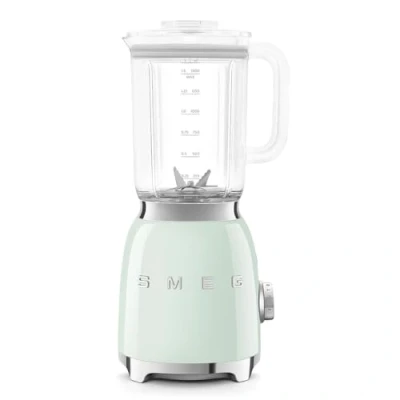 Immagine di Smeg, Frullatore da Tavolo BLF03PGEU 1,5 L, 4 Livelli di Velocità, Funzioni Smoothie, Pulse, Tritaghiaccio e Auto Pulizia, Blocco Motore Tappo Dosatore, Base Antiscivolo, 800W, Verde Pastello