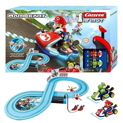 Immagine di Carrera Toys Mario &amp; Yoshi FIRST Nintendo Kart Set Pista Da Corsa a Batteria e Due Macchinine Gioco Adatto Per Bambini Dai 3 Anni, Colore Colorato, 20063026