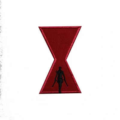 Immagine di HAZI Toppa termoadesiva ricamata con logo Black Widow Movie da cucire, per vestiti, multicolore, 7 x 4,5 cm