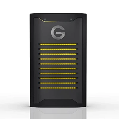 Immagine di SanDisk Professional 1TB, G DRIVE SSD ArmorLock, unità a stato solido NVMe con sistema di crittografia, 1.000 MB/s, USB C (10 Gbps), sicurezza livello elevato, semplice sblocco dell&#039;app
