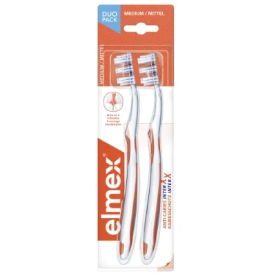 Immagine di elmex Spazzolino da denti con protezione carie InterX medio 2 pezzi X Setole per una pulizia dei particolarmente accurata testa corta molari difficili raggiungere