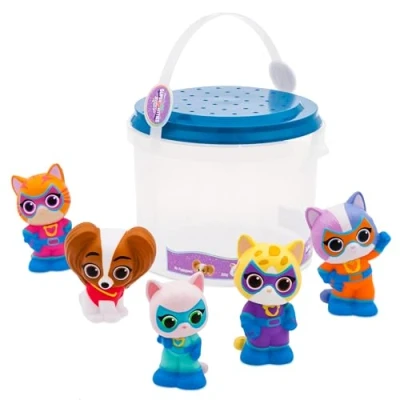 Immagine di Disney Store Official Set di giochi per il bagnetto SuperKitties, 5 pz., con Bitsy, Ginny, Sparks, Buddy e Mr. Puppypaws, secchiello coperchio, bagno, piscina giardino, dai 6 mesi in su