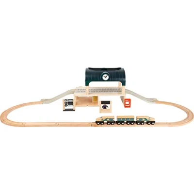 Immagine di small foot 11235 Stazione in legno, con accessori, treno espresso, direttore d&#039;orchestra, tabellone e rotaie, a partire da 3 anni