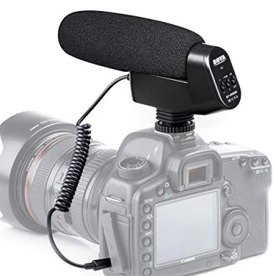 Immagine di Boya BY VM600 microfono cardioide direzionale a condensatore da 3,5 mm, per intervista, fotocamere Canon Nikon Sony Pentax DLSR (parabrezza in schiuma e pelliccia inclusi)