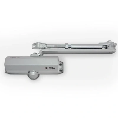 Immagine di CISA Serie 604 Chiudiporta a Cremagliera con Arresto 16047103097 Velocità di chiusura Regolabile Finitura Grigio Alluminio Per Porte Max 80 kg