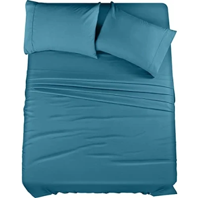 Immagine di Utopia Bedding Set di lenzuola per letto matrimoniale, 4 pezzi, in microfibra spazzolata, resistente al restringimento e allo sbiadimento, facile da pulire (completo, blu denim)