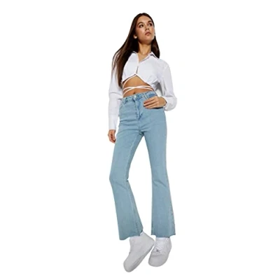Immagine di Trendyol Women High Waist Flare Leg Regular Fit Jeans Pantaloni, Azzurro, 40 Donna