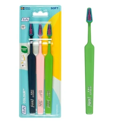 Immagine di TePe Select Colour Spazzolino da denti con setole morbide e colorate, per giovani adulti, 3 pz x confezione