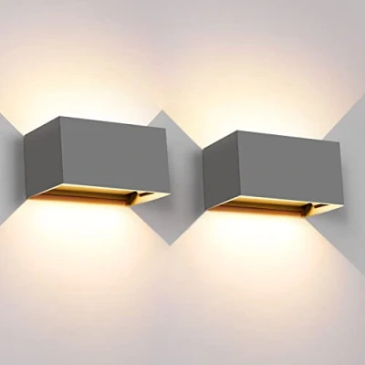 Immagine di Kingwei 2pezzi 20W Applique da Parete Interno/Esterno Grigio 3000K Bianco Caldo Angolo del Fascio Regolabile Lampada Esterno IP65