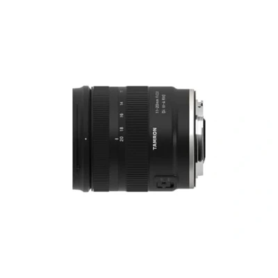 Immagine di Tamron 11 20 mm F/2.8 Di III A RXD per fotocamere APS C mirrorless con Canon RF Mount