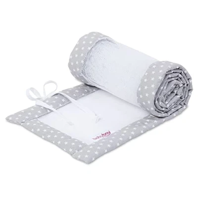 Immagine di babybay Paracolpi in mesh/paracolpi per lettino/protezione antiurto lettino, adatto modello Maxi, molle, comfort e Plus, grigio chiaro, stelle bianche