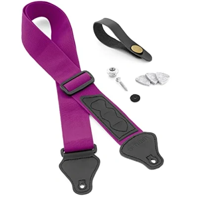 Immagine di TIGER Ukulele Strap Pack Include Cinghia, Cravatta per Il Collo, Bottone/Pin Terminale e 3 Plettri In Feltro Adatto Soprano, Concerto, Tenore Baritono, Viola