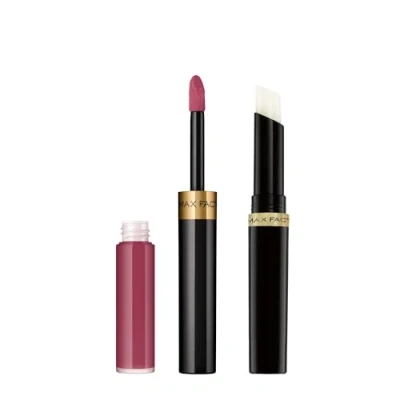 Immagine di Max Factor Lipfinity Lip Colour Rossetto a Lunga Durata 2 in 1 con Finish Lucido, Liquido e Balsamo Idratante per Labbra Morbide Lucenti 330 Essential Burgundy, 2,3 ml + 1,9 g