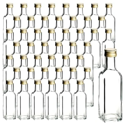 Immagine di gouveo Set 48 Bottiglie in Vetro 100 ml Maraska con Tappo a Vite Oro Bottiglia Piccola 0,1 l per riempimento Quadrata Vuota liquore, Olio (MFET100G)