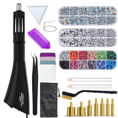 Immagine di RCIDOS Hotfix Applicatore Strass, Strumento Strass Applicatore, 3 Scatole Di Colori Misti Con Punte Penna Cera Pinzette Supporto Vassoio Panno Da Pulizia Spazzola