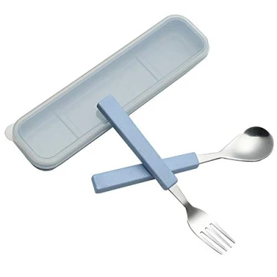 Immagine di VANRA 2 Piece Set Posate per Bambini in Acciaio Inox 18/10 Argento Bambino Stoviglie Utensili forchetta e Cucchiaio da tavola con Custodia Viaggio (Cromato) (Blu)