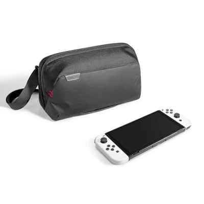 Immagine di tomtoc borsa a tracolla per Nintendo Switch/Switch OLED, cover protettiva compatibile con 10 giochi, dock o controller pro, caricatore, accessori, leggera quotidiana da viaggio, weekend