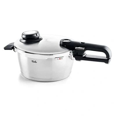 Immagine di Fissler Vitavit Premium Pentola a pressione in acciaio inox 2.5 L, 18 cm, 4 livelli di cottura, incluso inserto, adatta fornelli induzione