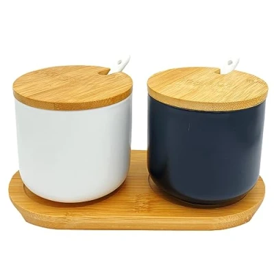 Immagine di OnePine Set di 2 Zuccheriera in Ceramica, 260ml Contenitore per spezie barattoli Rotonda con Coperchio e Cucchiaio, Casa Cucina, Bianco Nero