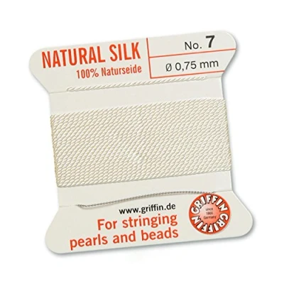Immagine di Griffin Filo/cordino/corda per infilatura di perle e perline, al 100% in seta natural, da 2 metri lunghezza, con un ago, disponibile 13 misure, colore: bianco, White, 0.75mm