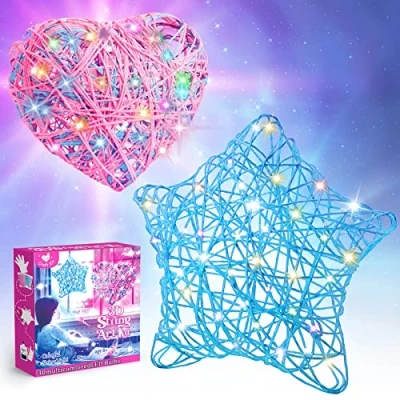 Immagine di SAITCPRY Set di stringhe 3D per ragazze, regali bambini, a partire dagli 8 ai 14 anni, lanterna, decorazioni fatte mano