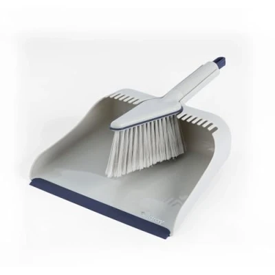 Immagine di Beldray LA032760FEU7 Deep Clean Set di scopa e paletta per polvere, testa appuntita zone difficili da raggiungere, labbro in gomma la raccolta facile della polvere
