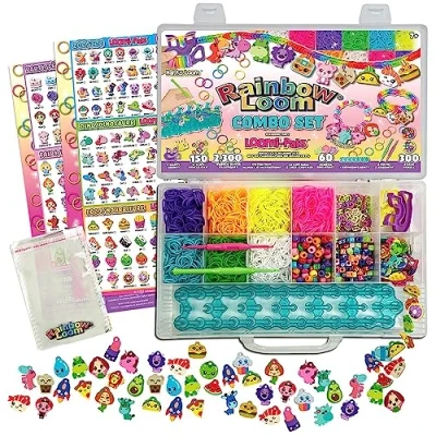 Immagine di Bandai Rainbow Loom Combo Set Fabbricazione di braccialetti Telaio con 2300 elastici Ciondoli e perle Licenza ufficiale Kit brevettato Giocattolo per bambini 8 anni + CD00102