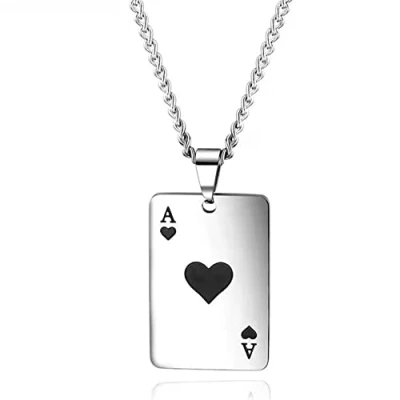 Immagine di HMOOY Collana Poker, Ciondolo Asso di Picche Acciaio Inossidabile Poker Argento Rock Punk Carte Giocando Gioielli Hip Hop per Uomo Ragazzi (nero)
