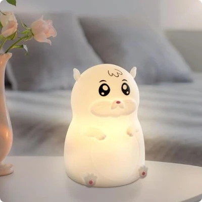 Immagine di ANSMANN luce notturna per bambini, lampada animale, criceto in silicone, ricaricabile, dimmerabile, diversi colori