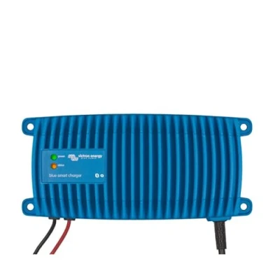 Immagine di Victron Energy BPC122513006 Blue Smart IP67 Resistente All&#039;Acqua Caricabatterie, 12V, 25A, 1 Uscite, 230V