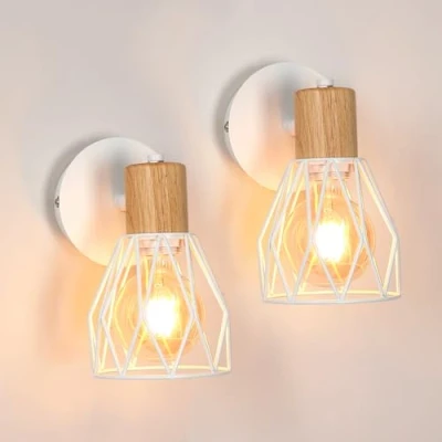Immagine di Comely 2 Pezzi Applique da parete Interno, Lampada in gabbia bianca legno e metallo,Orientabile 360 E27 per Corridoio Attico Camera letto Bar Caffe (Lampadina non Inclusa)