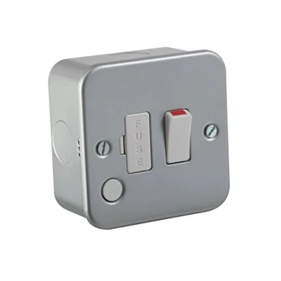 Immagine di Knightsbridge M6300F Metallo Placcato 13A commutato Fuso Spur Unit con Uscita Flex, Argento, Set di 10 Pezzi